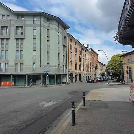 Bnbg - Previtali Διαμέρισμα